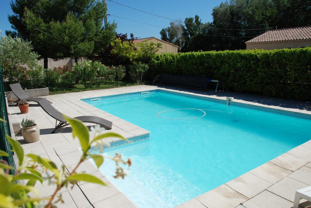 Bed and Breakfast Au Bon Penequet Pujaut Екстер'єр фото
