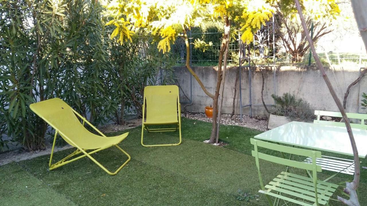 Bed and Breakfast Au Bon Penequet Pujaut Екстер'єр фото